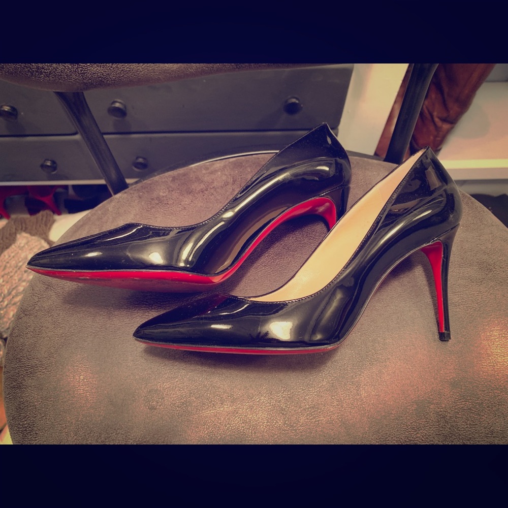Authentic Louboutin Pigalle